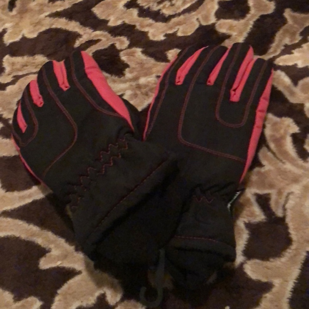 Waterproof gloves